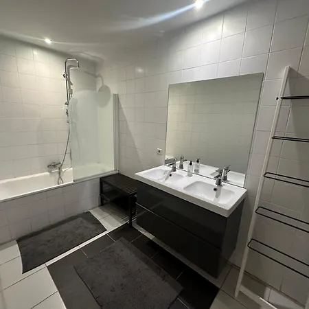 Beautiful Luxurious 1 Bedroom In The Heart Of The European Quarter * Brussels